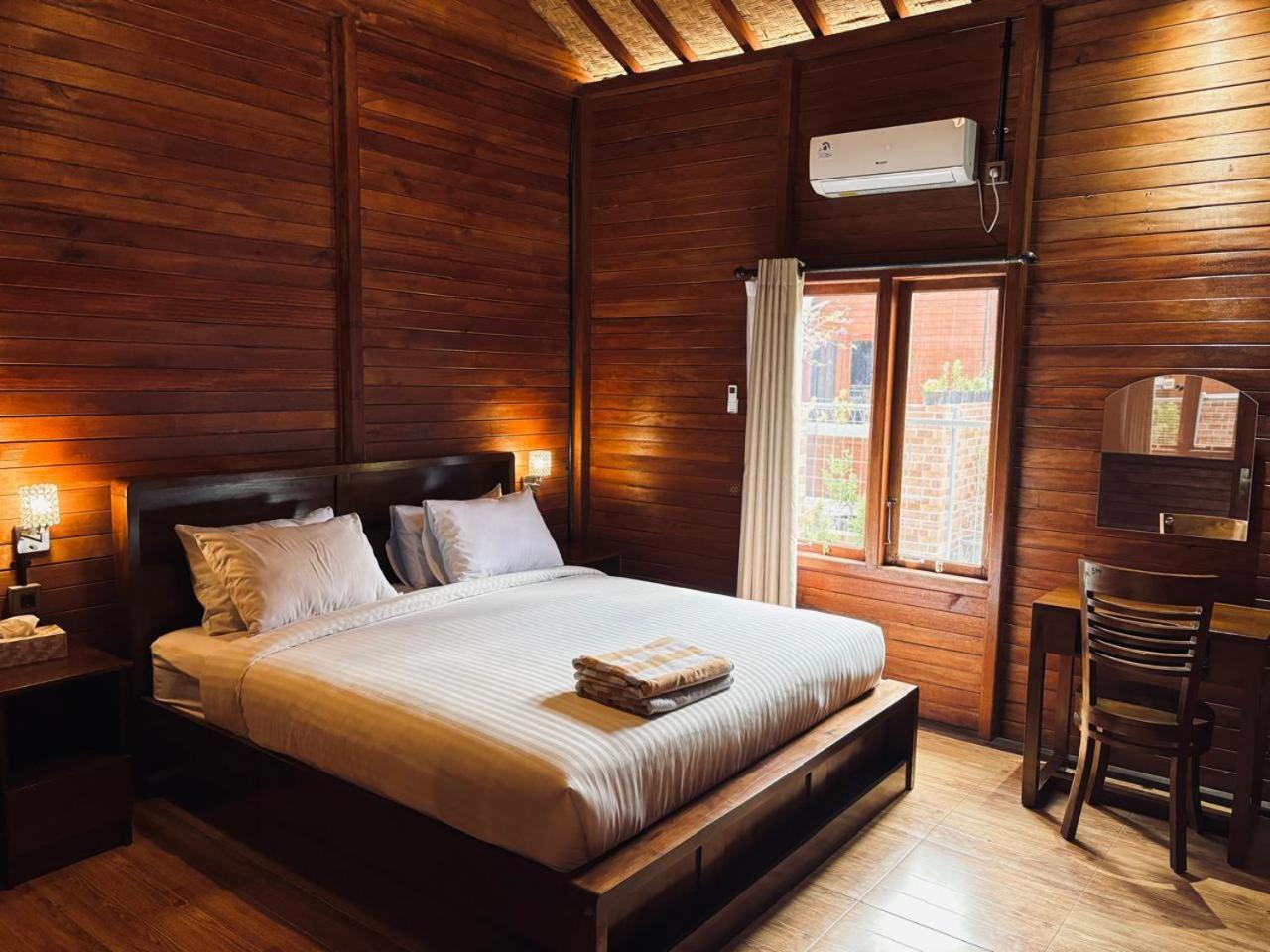 Uli Wood Villa, Jimbaran Bali - Near Gwk Exterior foto