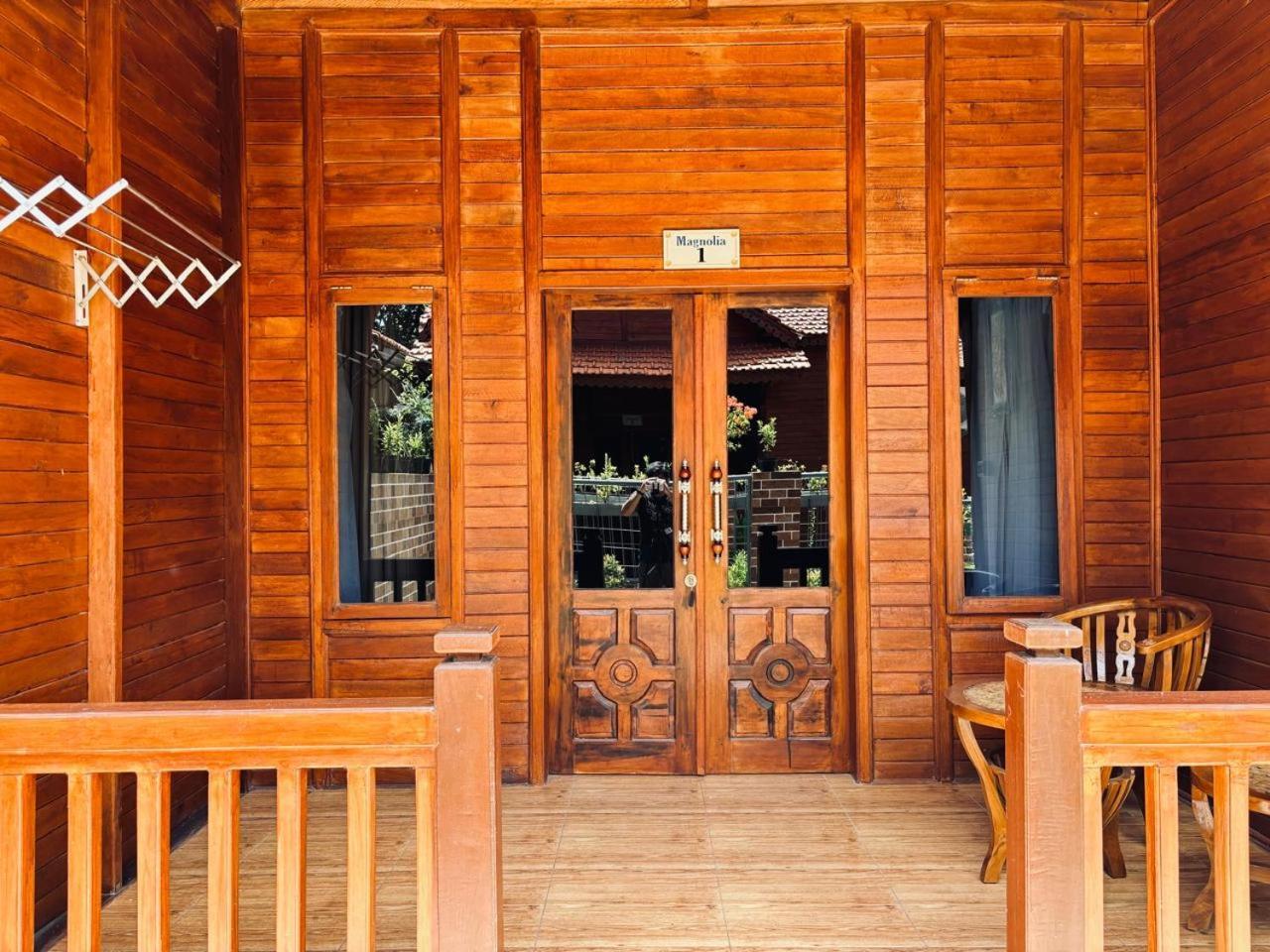 Uli Wood Villa, Jimbaran Bali - Near Gwk Exterior foto