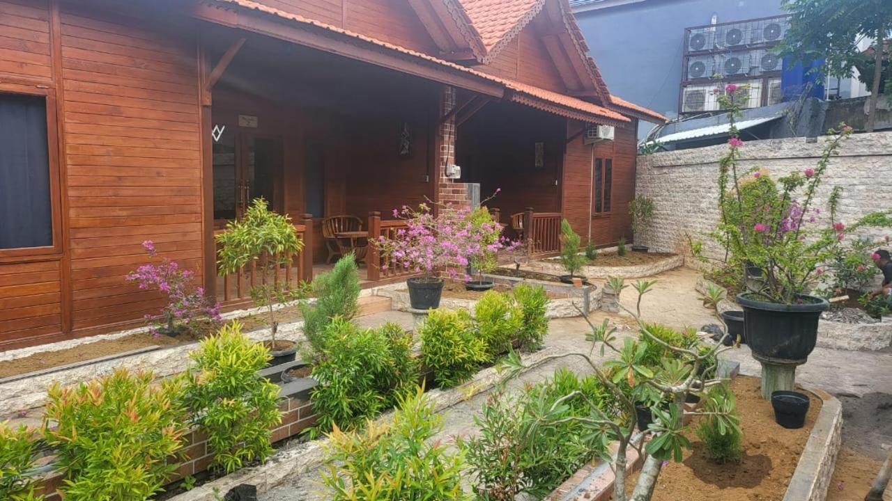 Uli Wood Villa, Jimbaran Bali - Near Gwk Exterior foto
